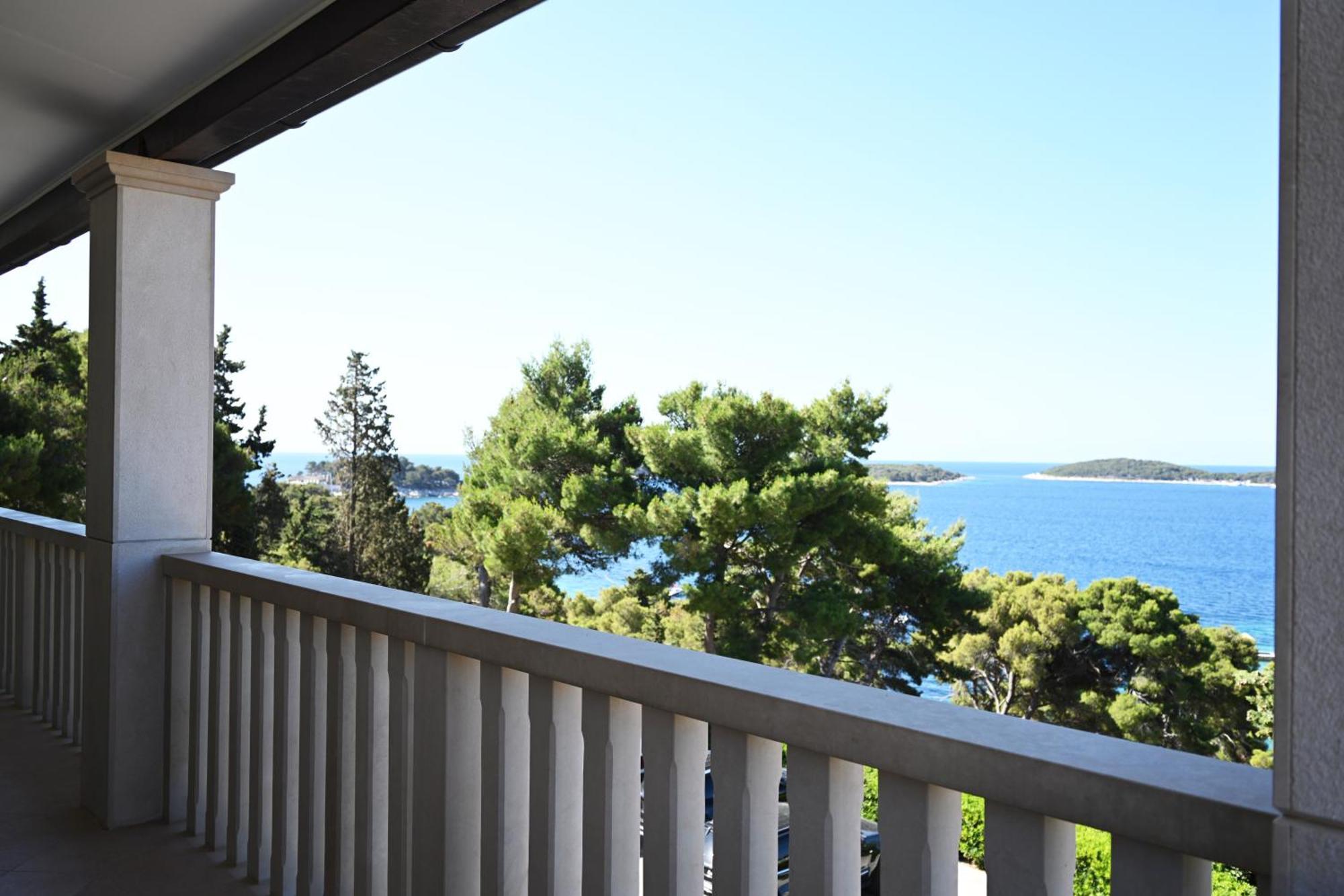 Hvar Villa Malisko Apartments Hvar Town Bilik gambar